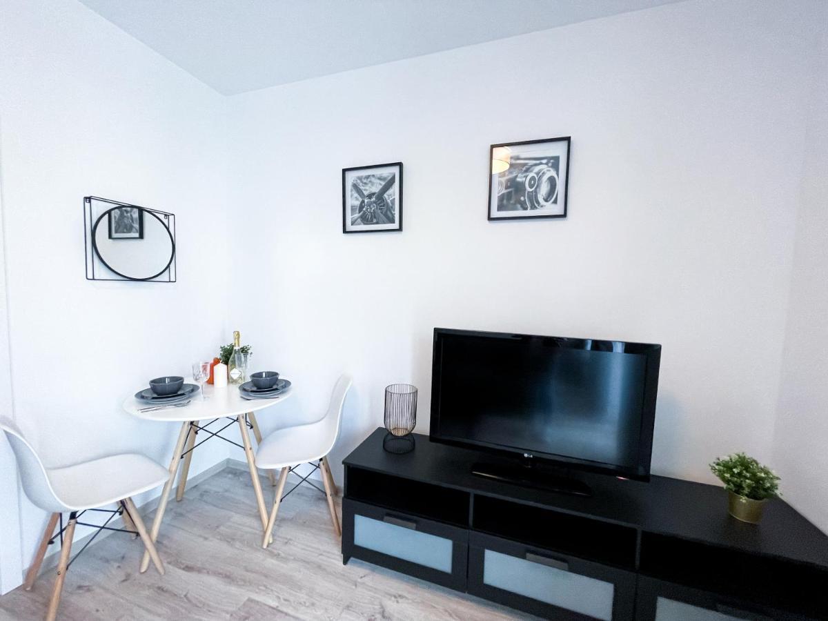Superapart Wilenska Apt29 Warschau Buitenkant foto